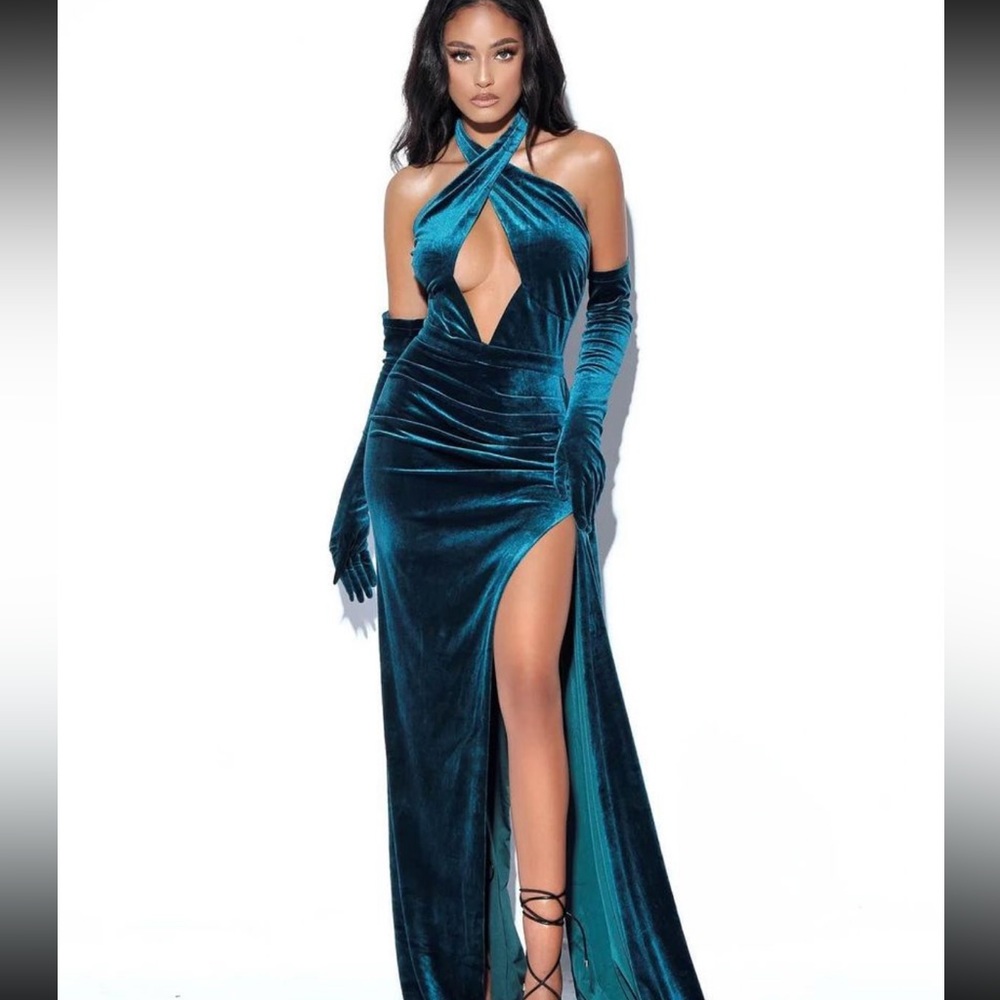 Floor length side split formal dress. Item has been worn once. Gloves Included.